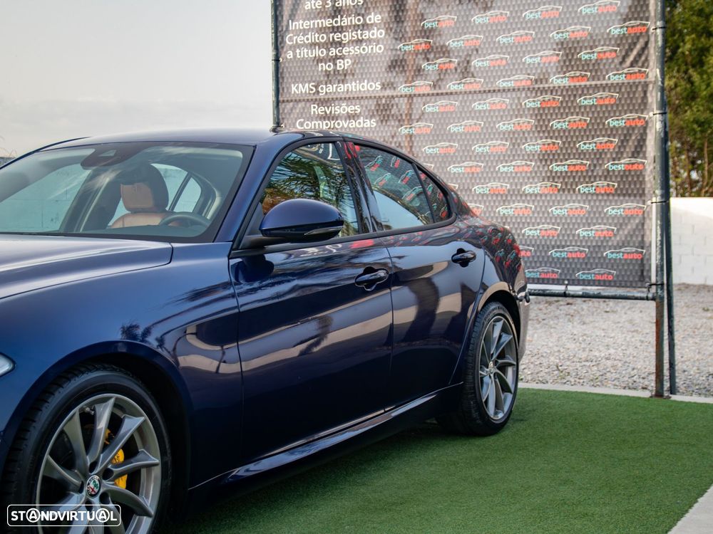 Alfa Romeo Giulia 2.2 D Super AT8 - 3