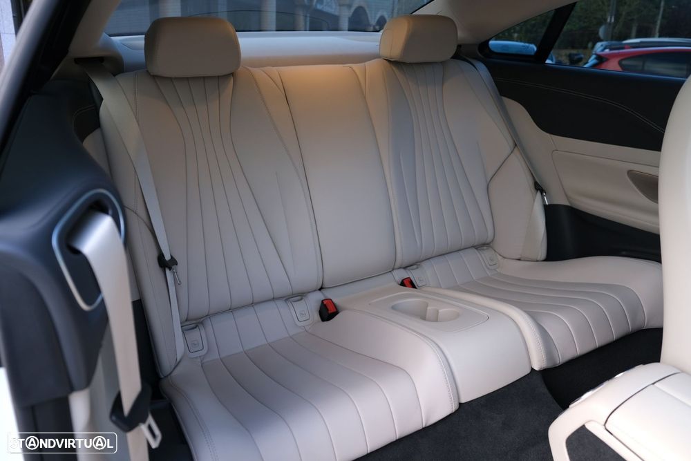 Mercedes-Benz E 220 d AMG Line - 27