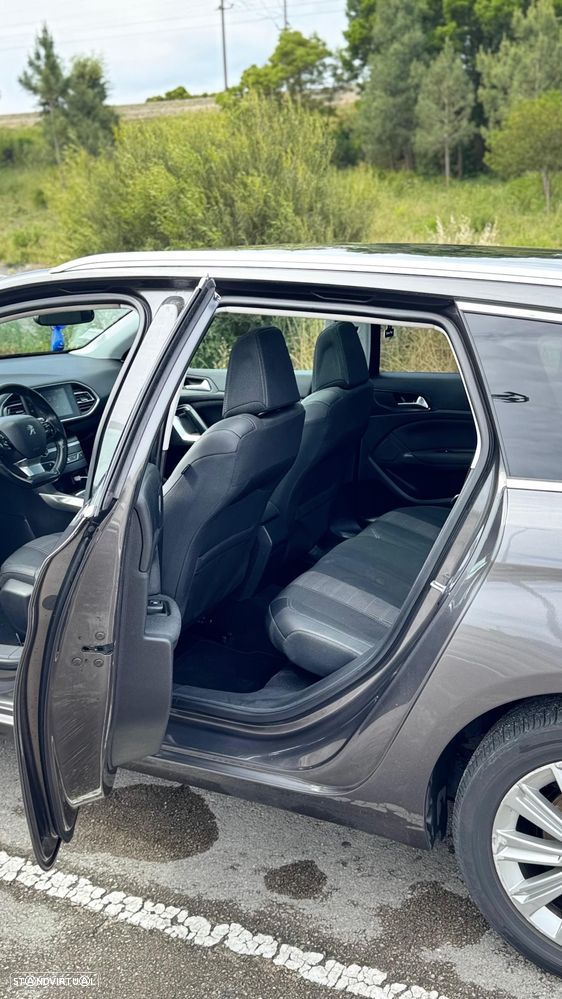 Peugeot 308 SW BlueHDi 130 Stop & Start Active - 6