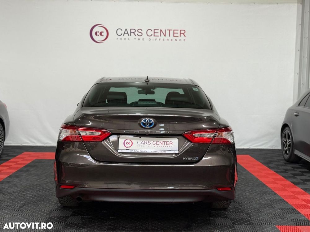 Toyota Camry Business Edition - 23