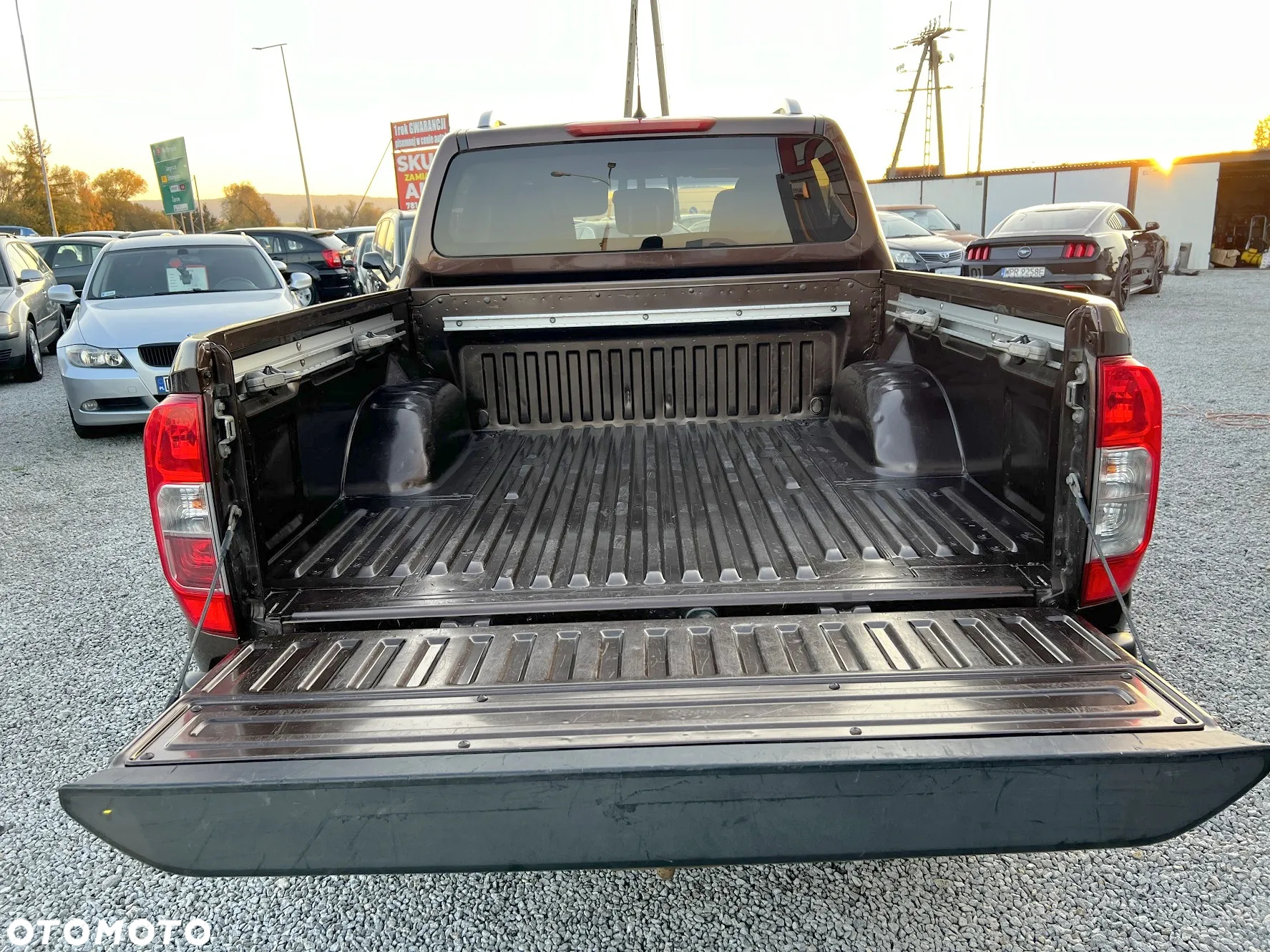 Nissan Navara - 12
