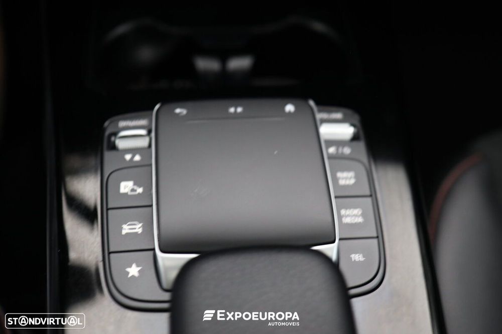 Mercedes-Benz CLA 180 d Shooting Brake AMG Line Aut. - 23