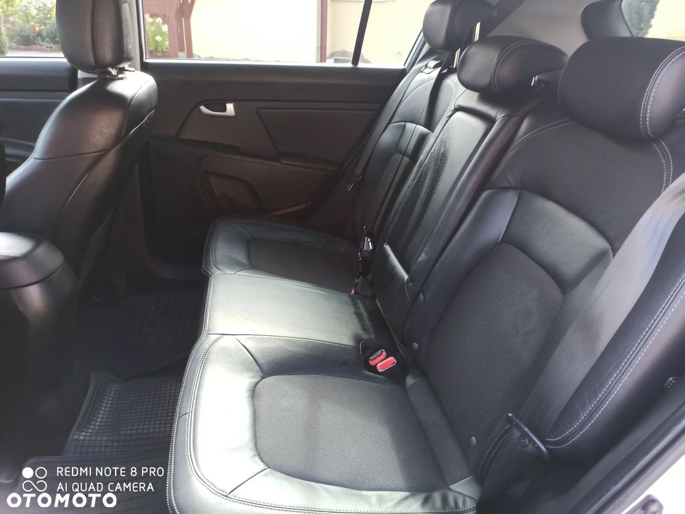 Kia Sportage 2.0 L - 15