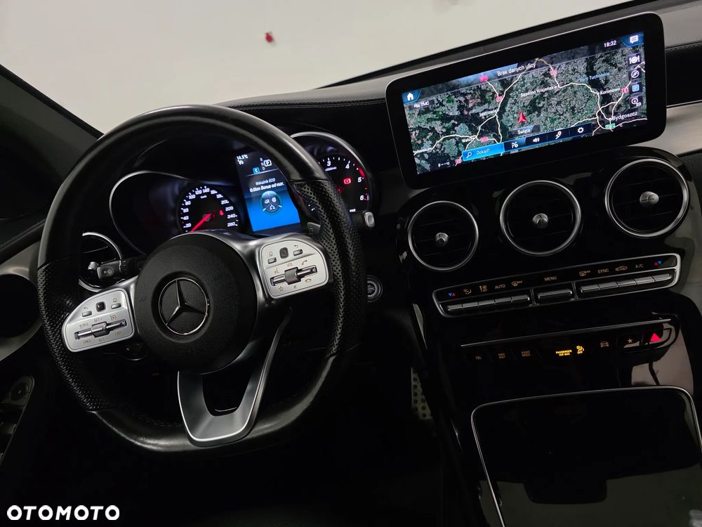 Mercedes-Benz GLC 220 d 4Matic 9G-TRONIC AMG Line Plus - 8