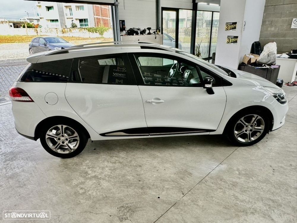 Renault Clio Sport Tourer 1.5 dCi Zen - 23