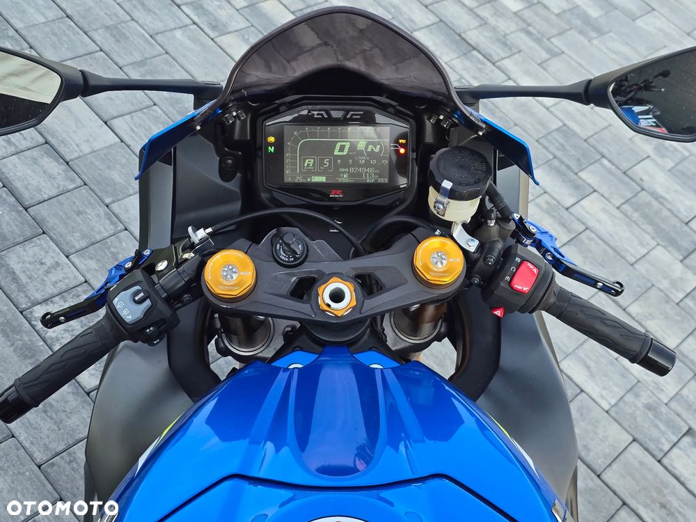 Suzuki GSX-R - 22