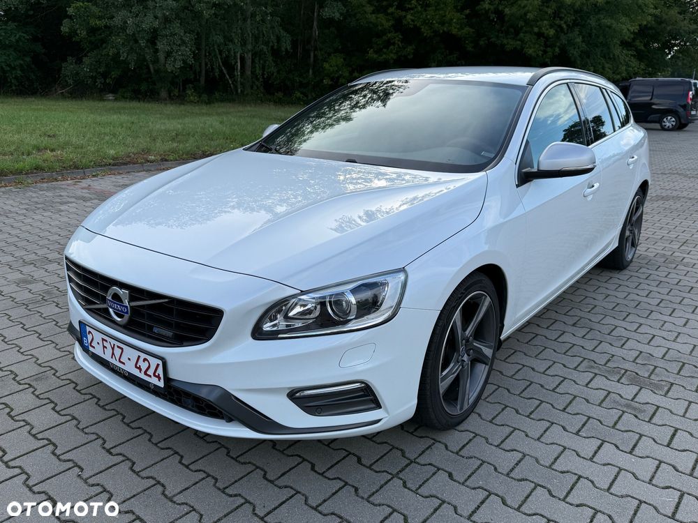 Volvo V60 D4 Drive-E R-Design Summum - 3