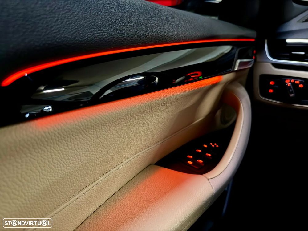 BMW X1 16 d sDrive Advantage - 23