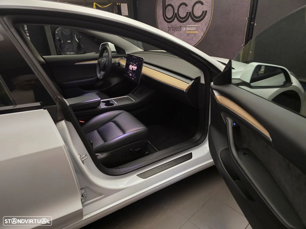 Tesla Model 3 RWD - 7