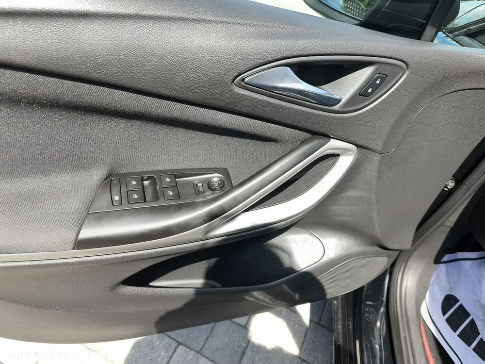 Opel Astra - 18