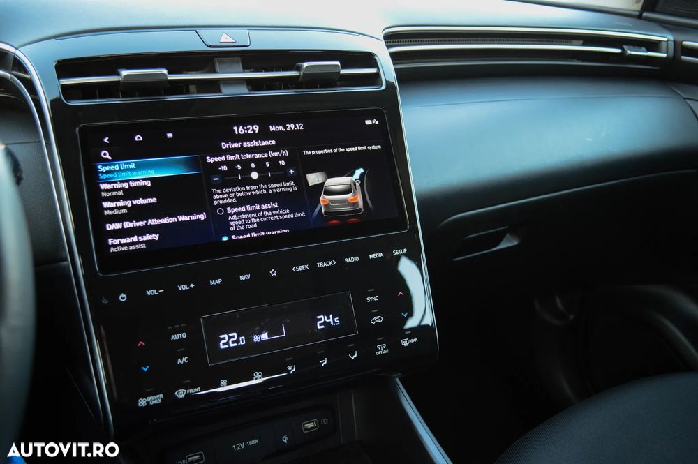 Hyundai Tucson 1.6 T-GDi HEV 2WD Advantage - 9