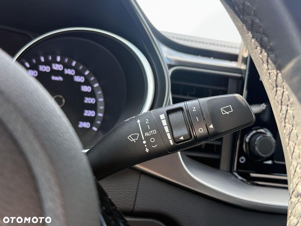 Kia Ceed - 26