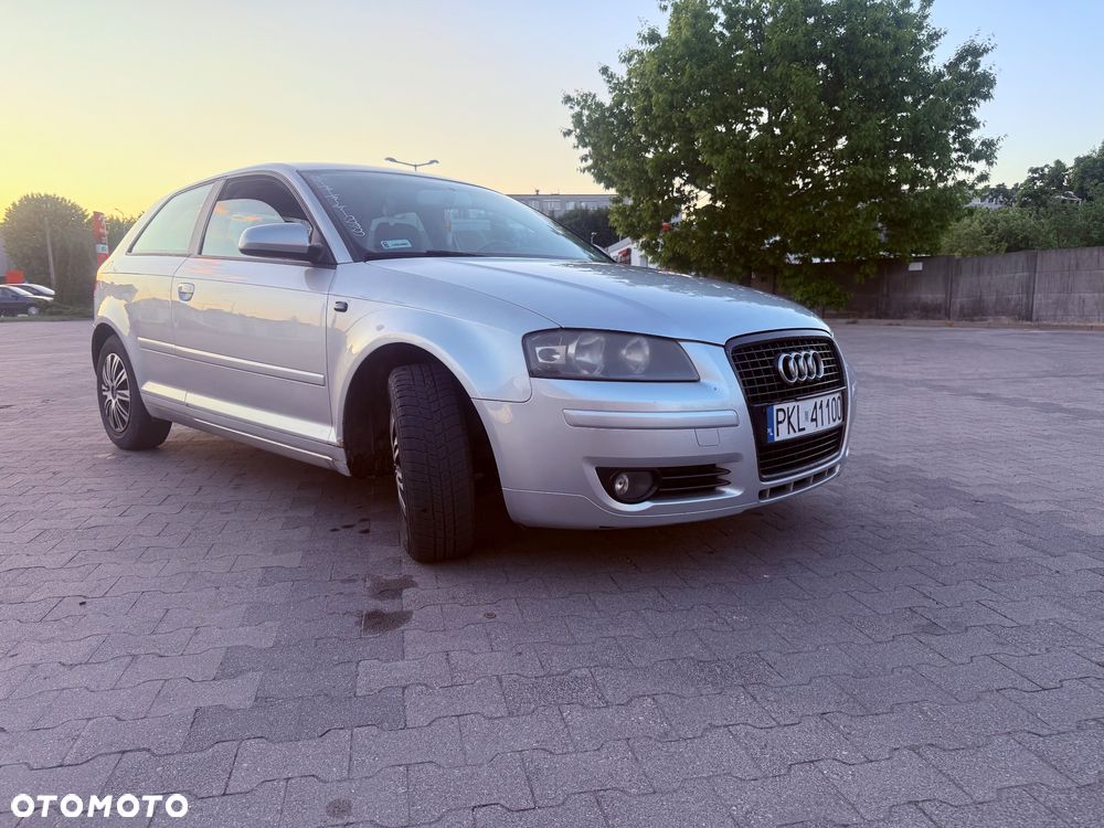 Audi A3 3-drzwiowe 1.6 Ambition - 2