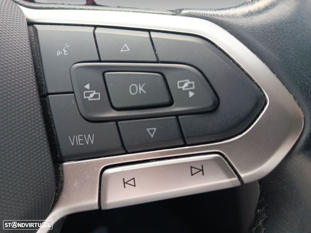 VW Passat Variant 2.0 TDI Business DSG - 20