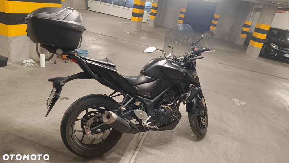 Yamaha MT - 7