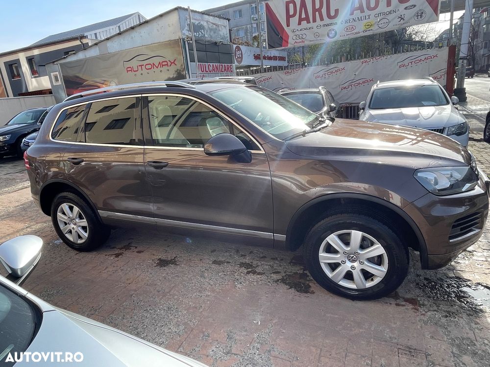 Volkswagen Touareg 3.0 V6 TDI BMT - 11