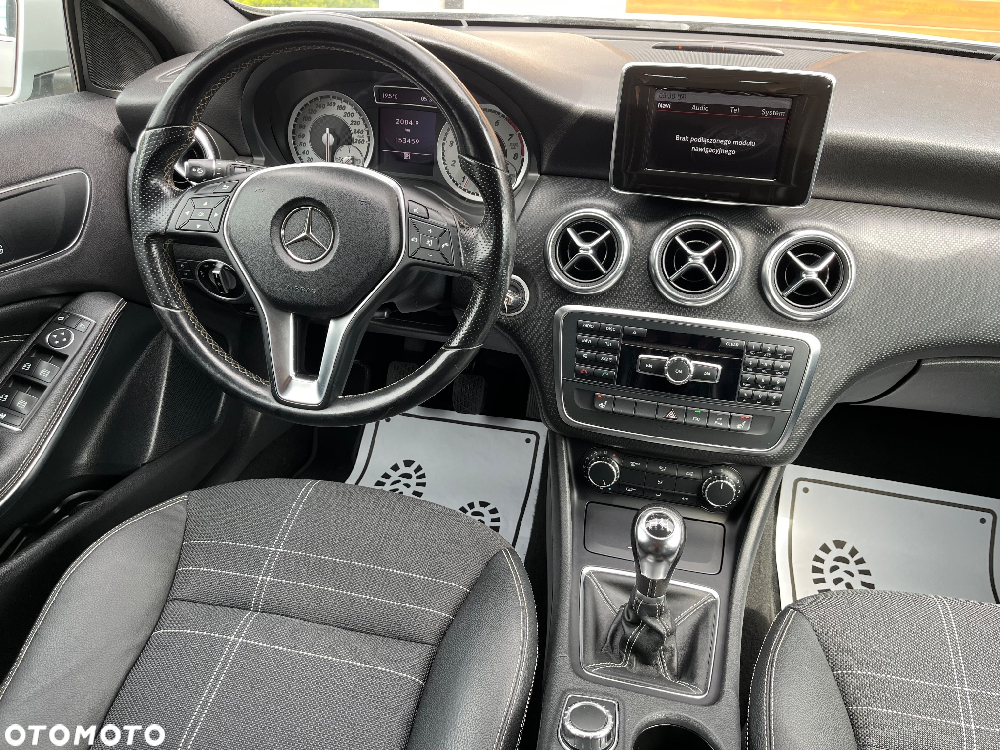 Mercedes-Benz Klasa A 200 SCORE - 31