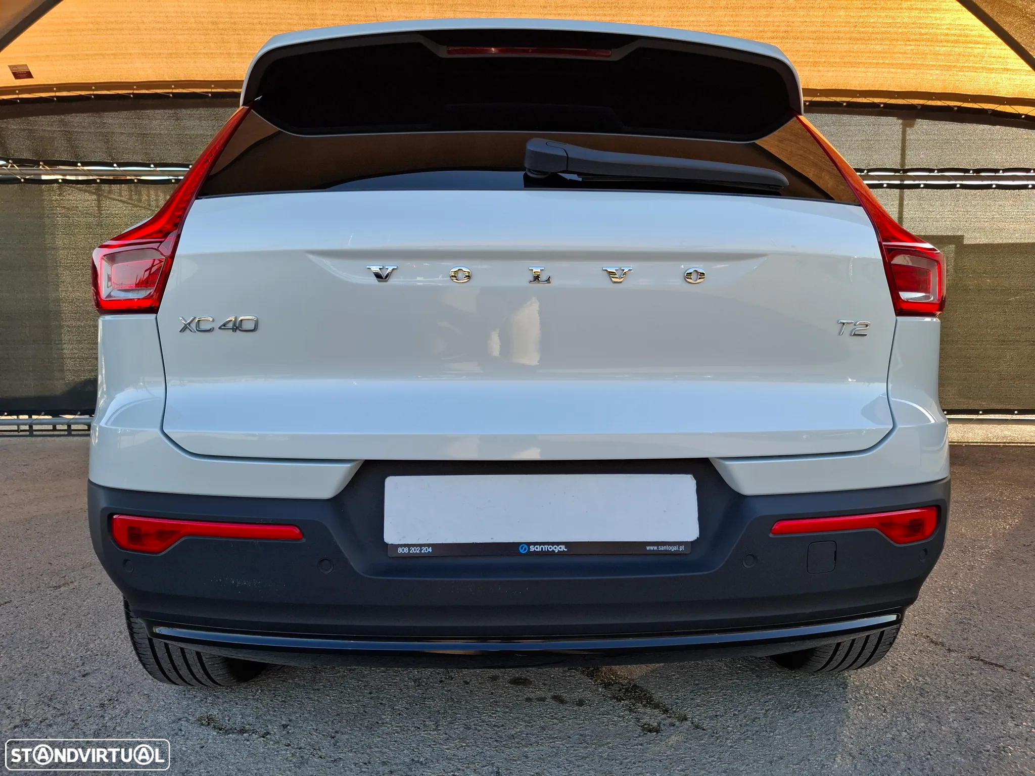 Volvo XC 40 1.5 T2 Plus Dark Auto - 12