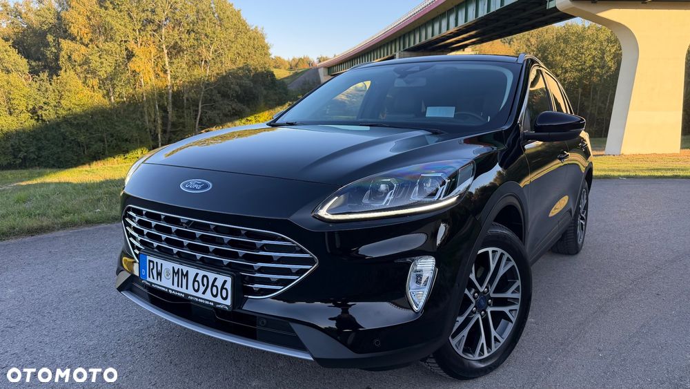 Ford Kuga - 1
