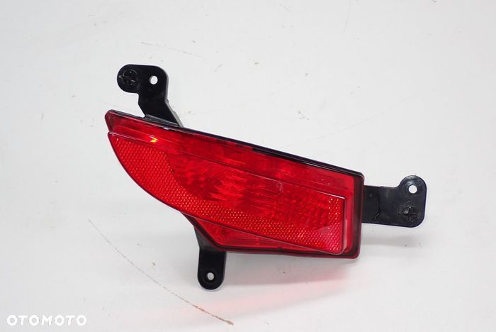JAGUAR E-PACE 17- lampa lampka prawa tylna tył w zderzak