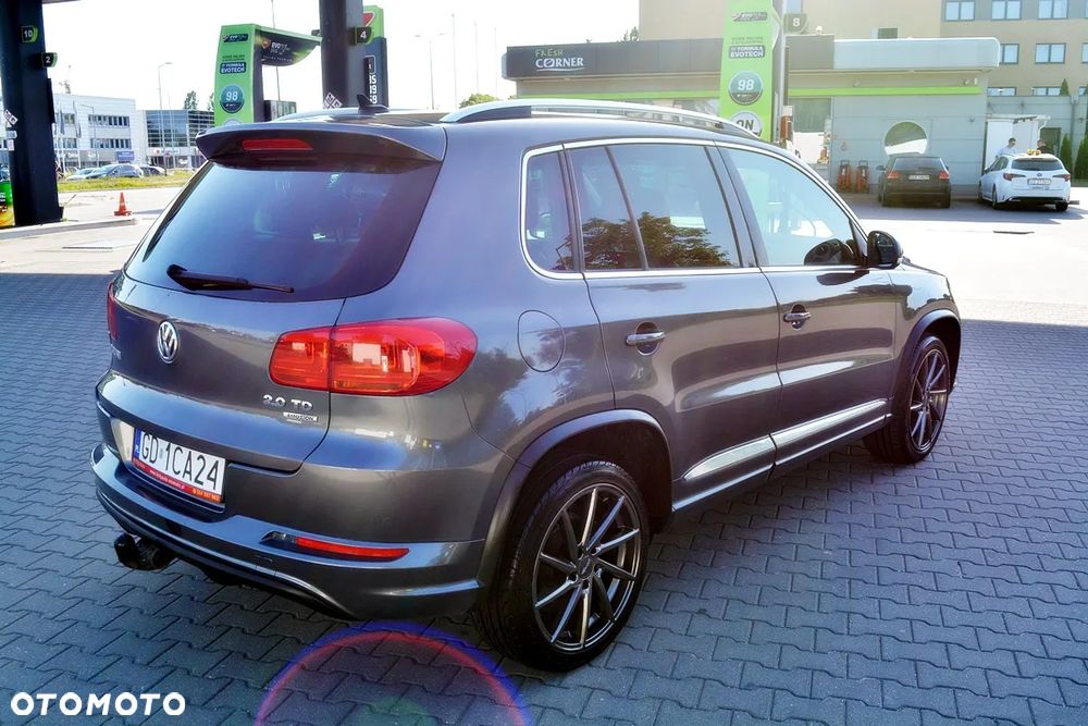 Volkswagen Tiguan 2.0 TDI DPF 4Motion BlueMotion Technology DSG Sport & Style - 25