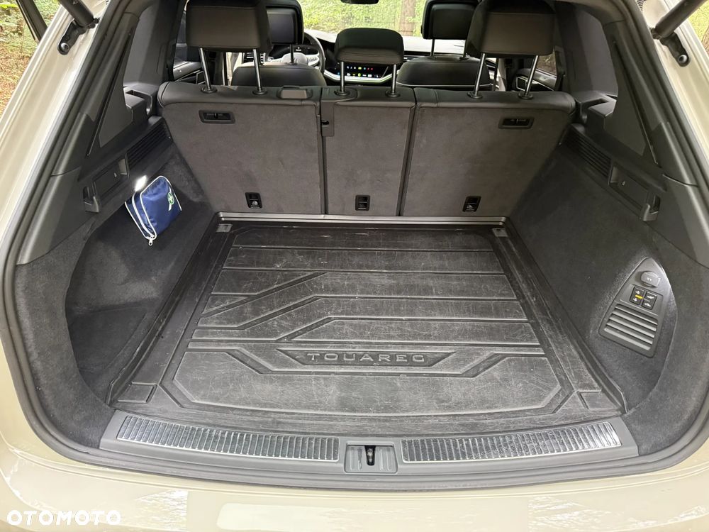 Volkswagen Touareg 3.0 V6 TDI 4Motion R-Line - 25