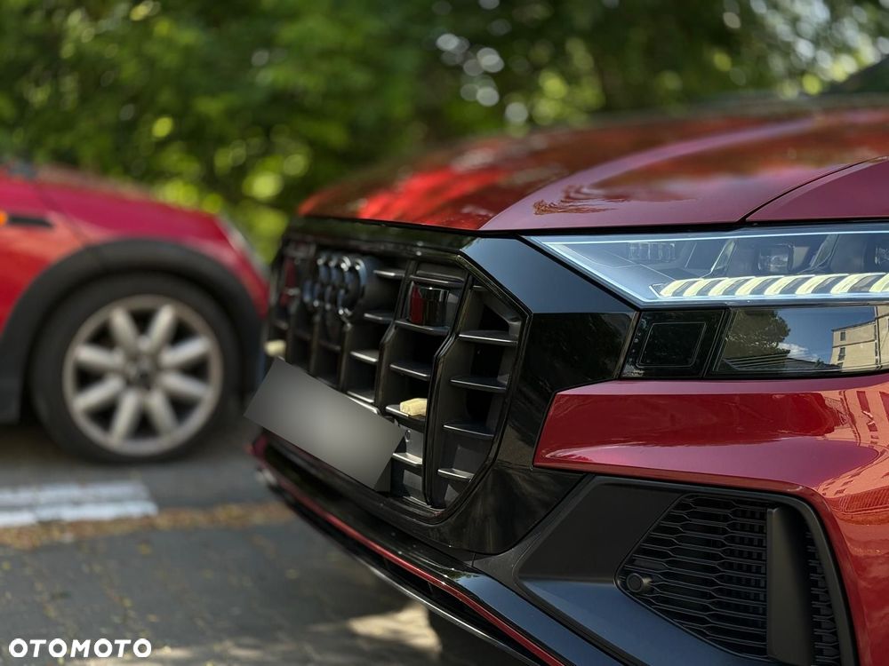 Audi SQ8 - 18