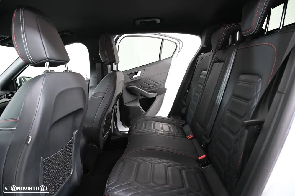 Ford Focus 1.0 EcoBoost MHEV ST-Line X Aut. - 23