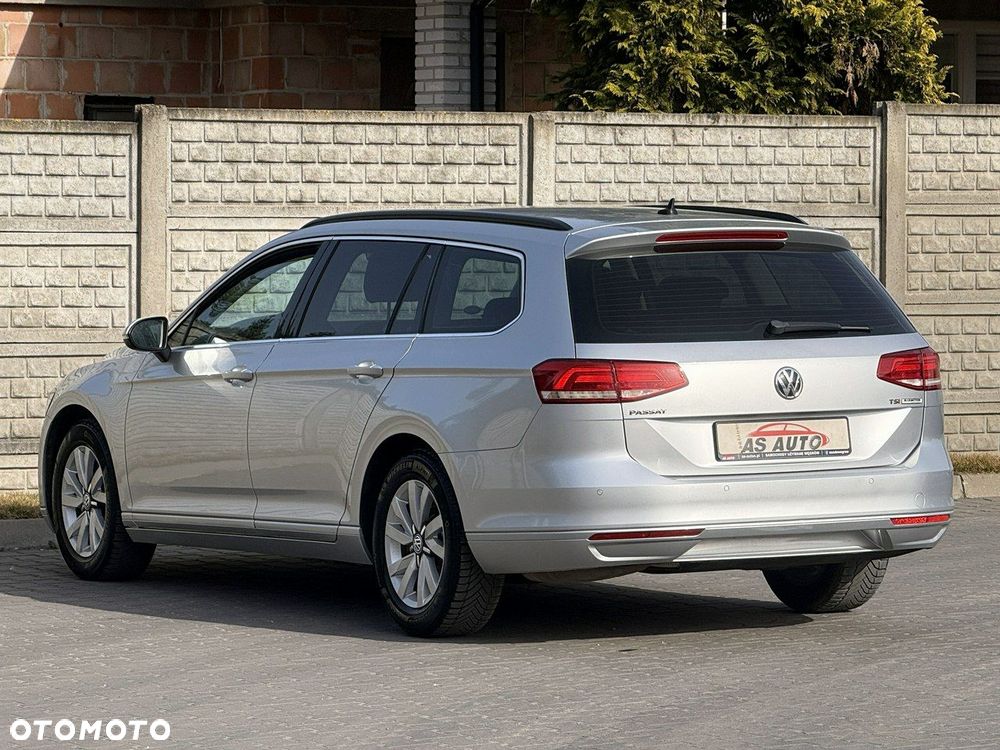 Volkswagen Passat - 35