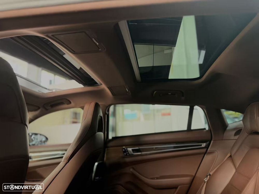 Porsche Panamera 4 E-Hybrid Platinum Edition - 20