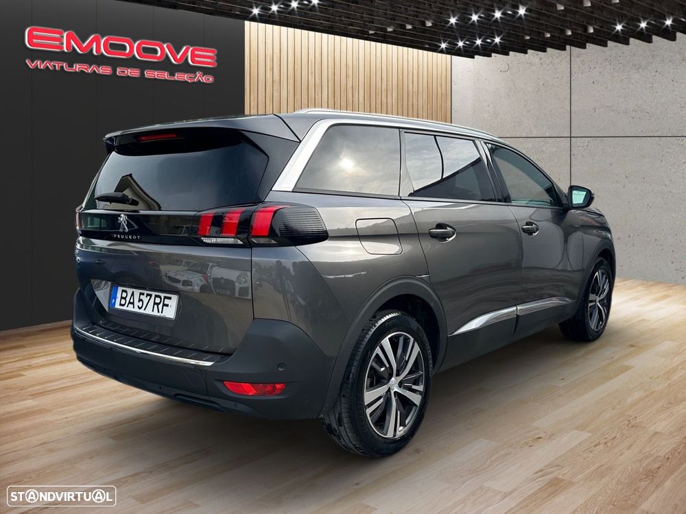 Peugeot 5008 1.2 PureTech Allure Pack - 4