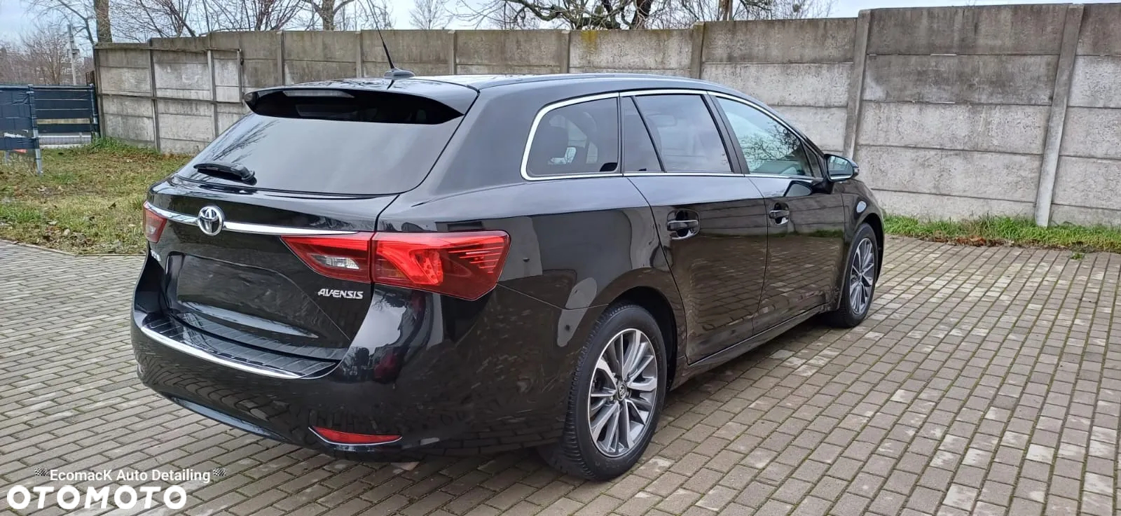 Toyota Avensis 2.0 D-4D Premium - 20