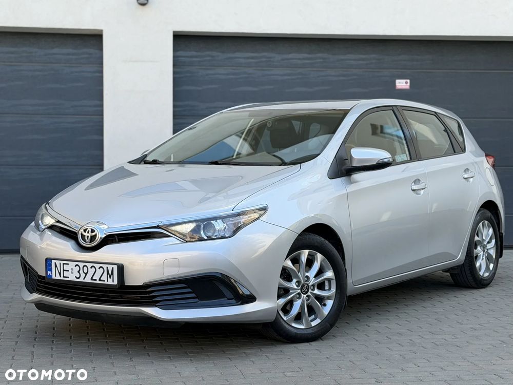 Toyota Auris - 30