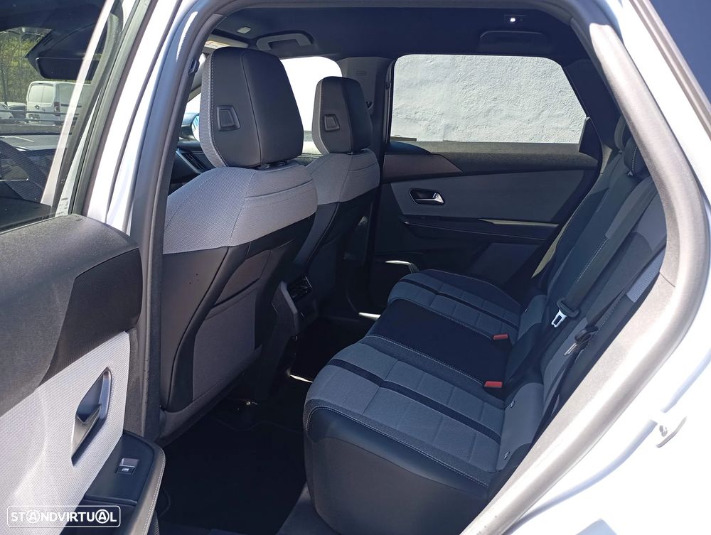 Opel Grandland 1.2 Hybrid GS eDCT - 11