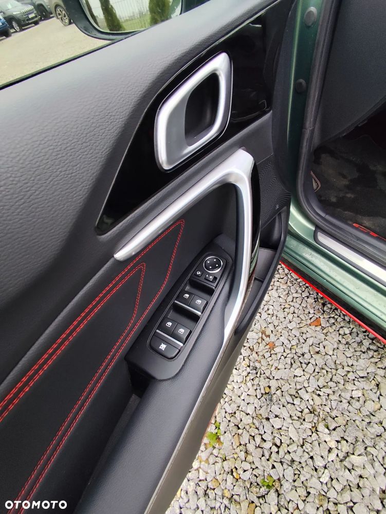 Kia Ceed 1.6 T-GDI DCT7 OPF GT - 19