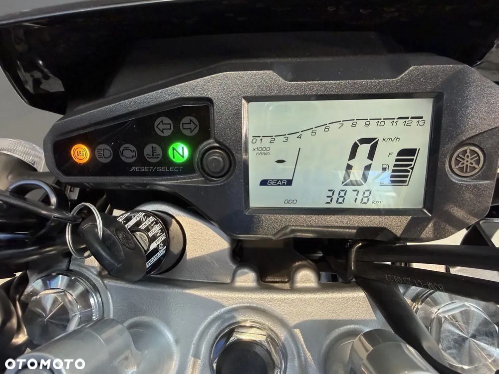 Yamaha WR - 8
