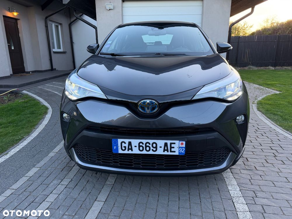 Toyota C-HR Business-Edition - 9