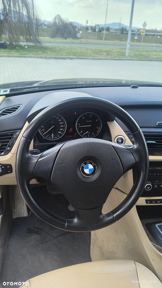 BMW X1 xDrive18d - 9