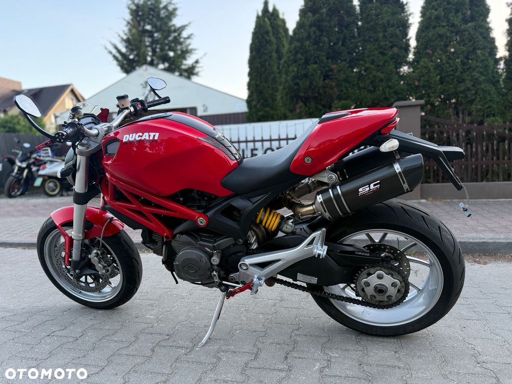 Ducati Monster - 18