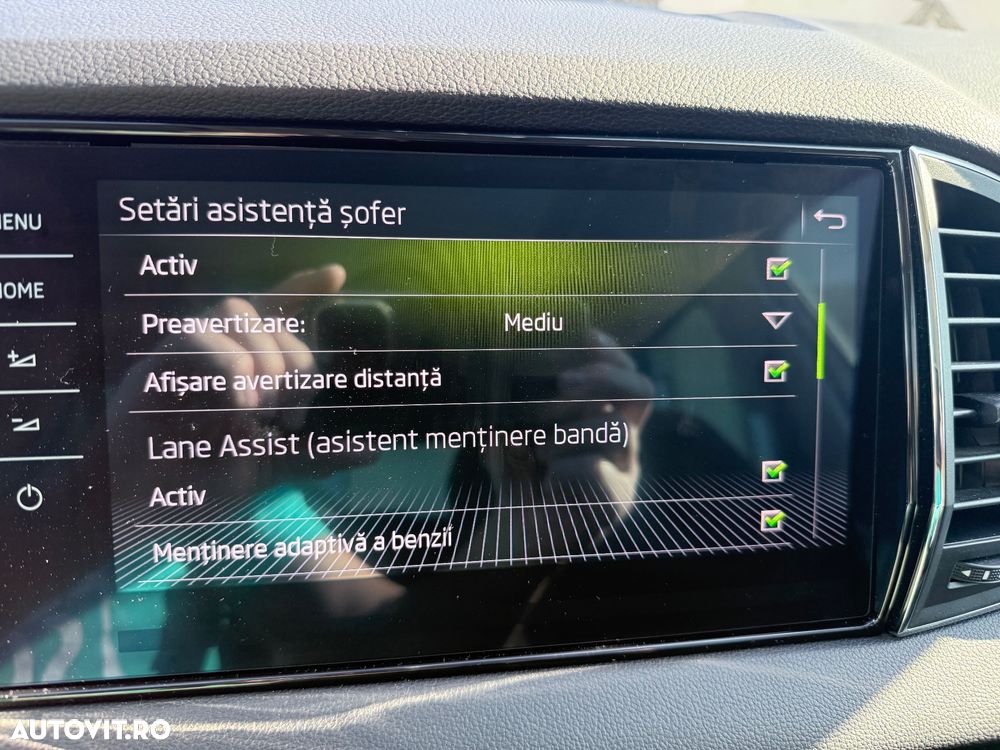 Skoda Karoq 2.0 TDI SCR 4x4 DSG Style - 32