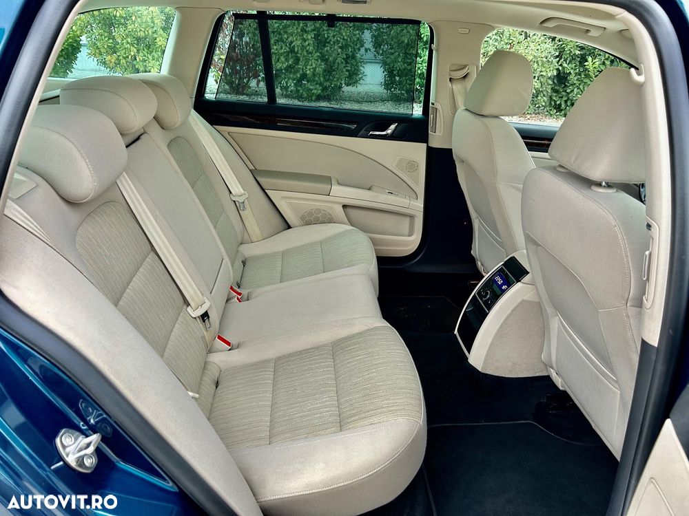 Skoda Superb Combi 2.0 TDI Green tec DSG Elegance - 7