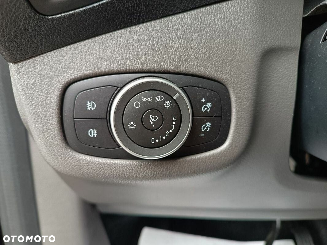 Ford Tourneo Connect Gr 1.5 EcoBlue Titanium PowerShift - 26