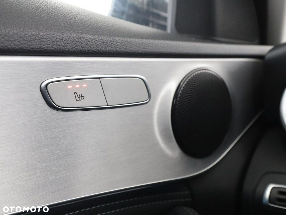 Mercedes-Benz Klasa C 180 9G-TRONIC Avantgarde - 37