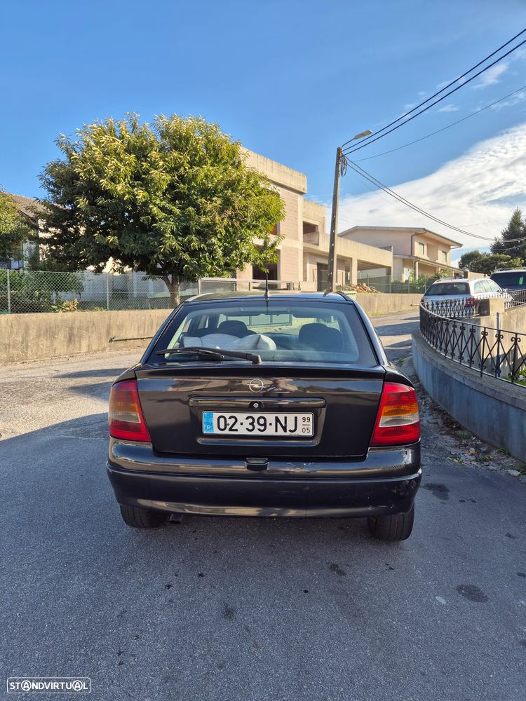 Opel Astra - 6