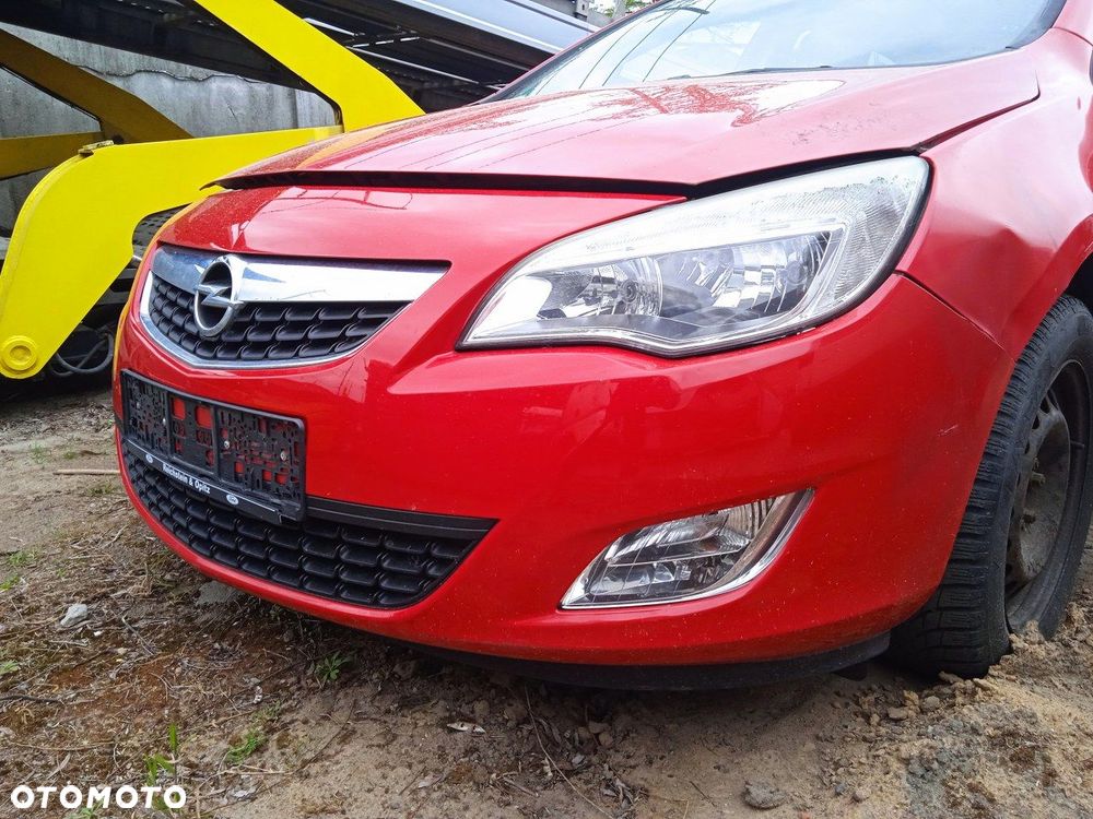 Zderzak Przód Przedni Opel Astra IV Kombi Z50B - 1