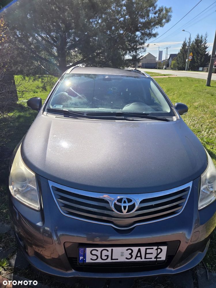 Toyota Avensis 1.8 Luna EU5 - 6