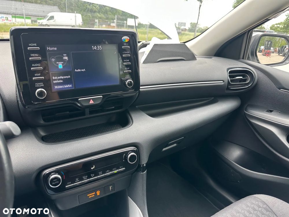 Toyota Yaris - 15