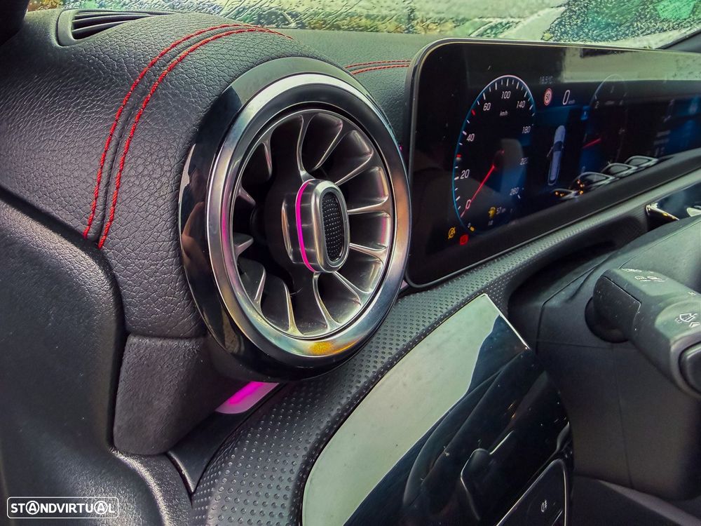 Mercedes-Benz CLA 220 d Shooting Brake AMG Line Aut. - 27