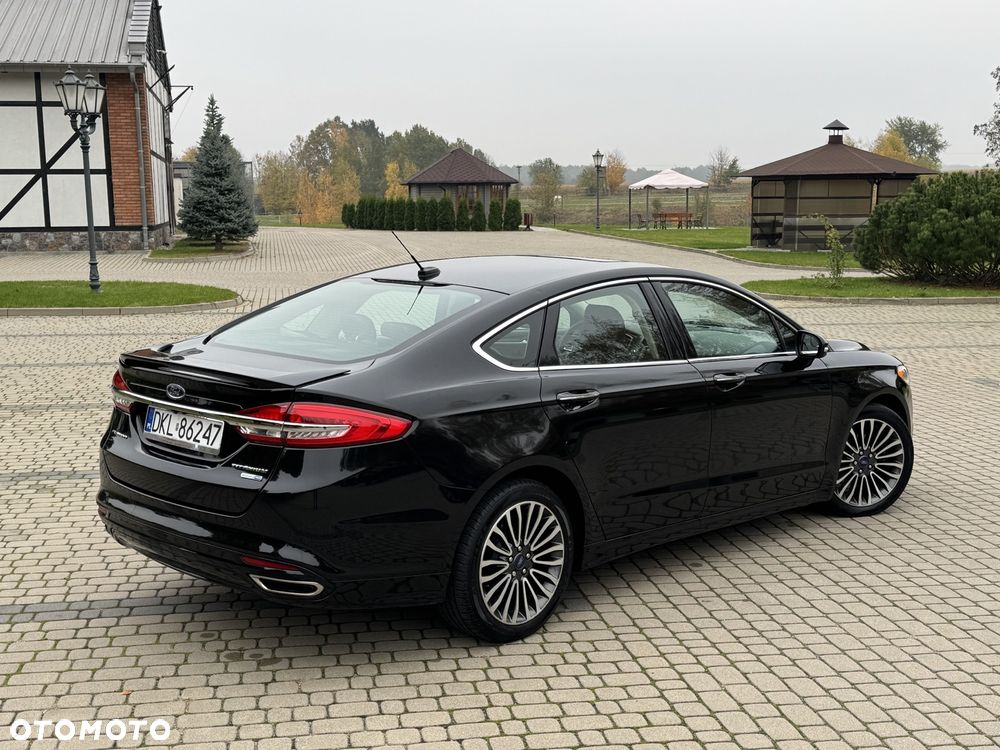Ford Fusion 2.0 EcoBoost Titanium - 33