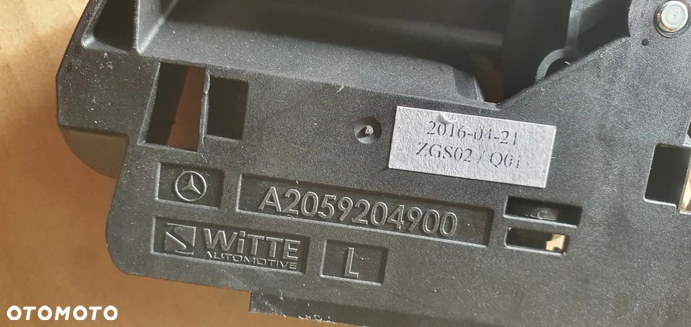 Zamek kanapy lewy tył tylny klamka Mercedes W-Klasa W213 A2059204900 - 8
